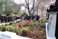 ANMA TÖRENİ - Şehit Asker Mahmut Mücahit Ülgen, Mezarının Başında Dualarla Anıldı