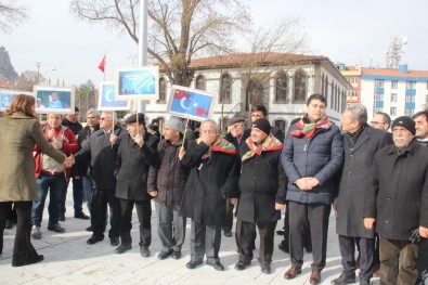 Doğu Türkistan İçin 'Tek Yürek' Mitingi