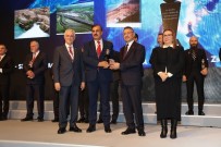 Acarsan Holding'in Ödül Gururu