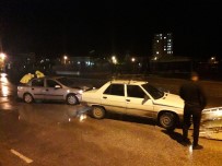 Adana'da Trafik Kazası Açıklaması 3 Yaralı