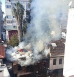 HAŞIM İŞCAN - Antalya'da Tarihi Ahşap Yapıda Yangın