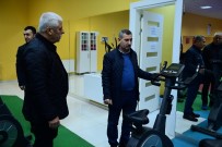 YAKıNCA - Başkan Çınar, Yakınca Yaşam Ve Spor Merkezini İnceledi