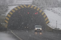 KARANLıKDERE - Bolu Dağı'nda Kar Yağışı Etkisini Artırdı