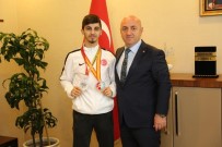 BRONZ MADALYA - Darıca Belediyesi Sporda 2019'U 461 Madalyayla Geride Bıraktı