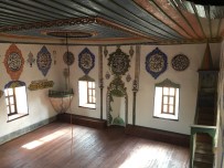 HAT SANATı - Demirci'de 7 Asırlık Caminin Restorasyonunda Sona Gelindi