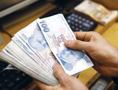 Emekli memur hem zam hem de fark alacak