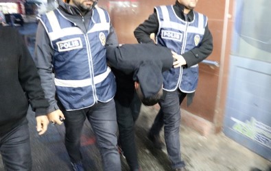 Kahramanmaraş'ta Bağ Evlerini Soyan Şahıs Tutuklandı