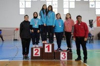 AKDENIZ BÖLGESI - Karaman, Badminton Kız Ve Erkeklerde Çeyrek Finale Yükseldi