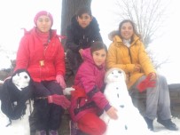 KARDAN ADAM - Karın Keyfini Yine Çocuklar Çıkardı