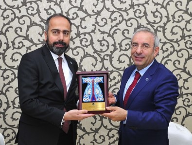 Prof. Dr Battal'dan Van YYÜ'ye Ziyaret