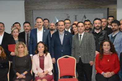 Sağlık-Sen İzmir 2 No'lu Şube İl Divan Toplantısını Yaptı