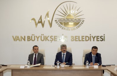 Van'da 'Beton Yollar' Konulu Seminer