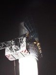 ŞİDDETLİ RÜZGAR - Aşırı Rüzgar Minareyi Yıktı