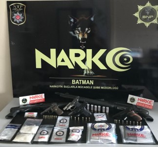 Batman'da Zehir Tacirlerine Operasyon Açıklaması 54 Gözaltı