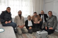 SOSYAL SORUMLULUK - Gönüllü Kuaförler Kış Gününde Yürekleri Isıttı