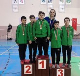 BADMINTON - Ispartalı Badmintoncular Çeyrek Finalde