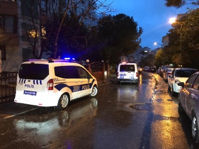 Kadıköy'de Hırsızlık Şüphelileri Polise Ateş Açtı Açıklaması 1 Polis Yaralı