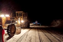 HEKİMHAN - Malatya'da 26 Kırsal Mahalle Yolu Kar Nedeniyle Kapalı