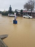 MAHSUR KALDI - Mersin'de Yağışlar Etkisini Azaltarak Devam Ediyor