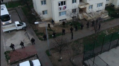 Bursa'da Bin Polisle Şafak Operasyonu Açıklaması 27 Gözaltı