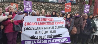 Bursa Kadın Platformu Cinsel İstismara Karşı Toplandı