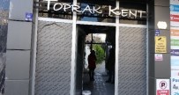 YILBAŞI GECESİ - Çanakkale'de 3 Günde 2 Kez Kundaklanan Site Olayında 1 Gözaltı
