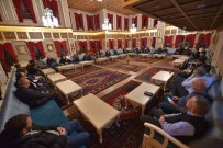 FEN EDEBİYAT FAKÜLTESİ - İrfan Meclisinde Osmanlı Politikaları Tartışıldı