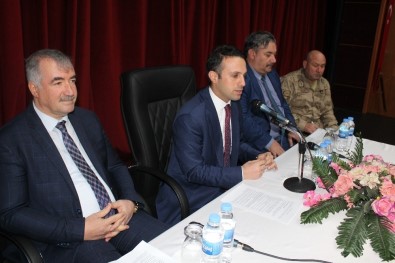 Kahta İlçesindeki Trafik Sorunu Masaya Yatırıldı