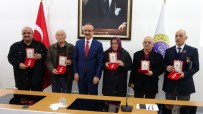 GAZİLER DERNEĞİ - Kıbrıs Gazilerine Madalya Ve Berat Takdim Edildi