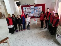 İŞARET DİLİ - Okul Panolarını Gençlik Merkezi Renklendirdi