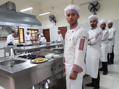 TİKA'dan Pakistan'ın En Eski Aşçılık Okuluna Destek