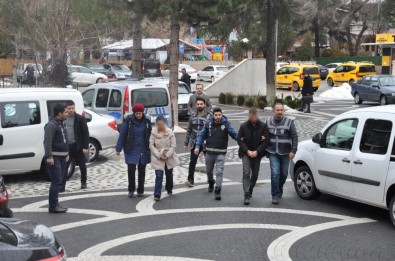 Akşehir'de Uyuşturucu Operasyonu 8 Gözaltı