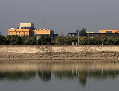 Bağdat’ta ABD Büyükelçiliğine füzeli saldırı