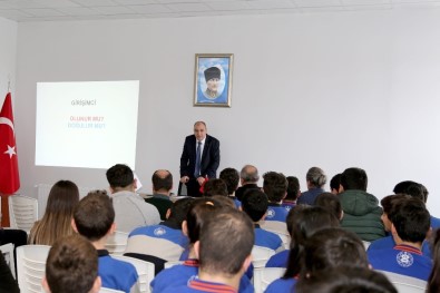 ESO Başkanı Kesikbaş'tan Öğrencilere 'Girişimciliğin Peşini Bırakmayın' Tavsiyesi