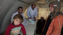 SAĞLIK HİZMETİ - İdlib'den Kaçarak Kampa Sığınan Siviller Çadır Hastanesinde Tedavi Oluyor