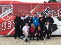 GENÇ KIZLAR - Nevşehir Belediyesi Sporcularından 8 Madalya