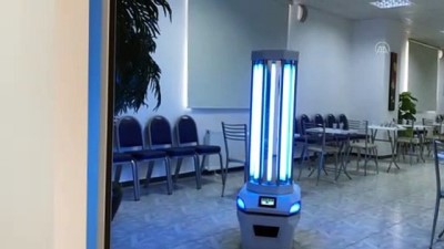 'Başlat' Komutuyla Girdiği Mekanları Sterilize Eden Robot Geliştirildi