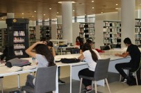 Diyarbakır'da 200 Bin Kitaplı Kütüphaneden 24 Saat Hizmet Haberi
