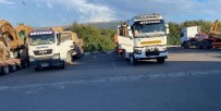 Gürcistan Sınırından Güvenlik Gerekçesiyle Türk Tırlarının Geçişine İzin Verilmiyor Haberi