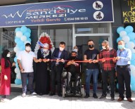 Van'da Bedensel Engelli Vatandaş Tekerlekli Sandalye Merkezi Açtı
