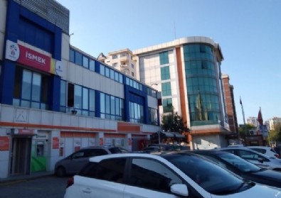 İBB'nin İSMEK yalanı çöktü! Depremi öne sürmüşlerdi, belgelerle tokat gibi yanıt geldi...