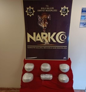 Bolu'da 6 Kilo 450 Gram Esrar Ele Geçirildi Açıklaması 1 Gözaltı