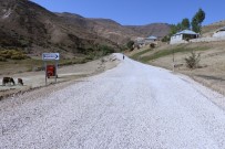 Erciş'te 13,5 Kilometrelik Grup Yolunun Asfalt Çalışması Tamamlandı