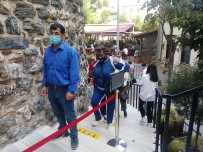 İstanbul'a Gelen Turist Sayısı Ağustosta Da Azaldı