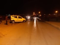 Van'da Kamyonetle Otomobil Çarpıştı Açıklaması 4 Yaralı
