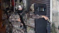 Bursa'da Silah Kaçakçılarına Şafak Vakti Operasyon Düzenlendi, Çok Sayıda Şüpheli Gözaltına Alındı