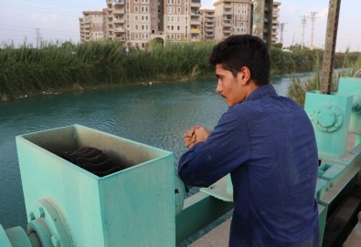 Adana'da Sulama Kanalına Giren Genç Kayboldu