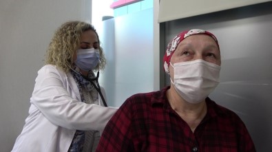 Emekli Hemşire Doğru Tedavi Sayesinde 3. Evre Meme Kanserini Yendi