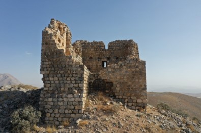 Elbistan'daki Kız Kalesi Turizme Kazandırılacak