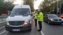 Kadıköy'de Ticari Servis Minibüslerine Koronavirüsü Denetimi